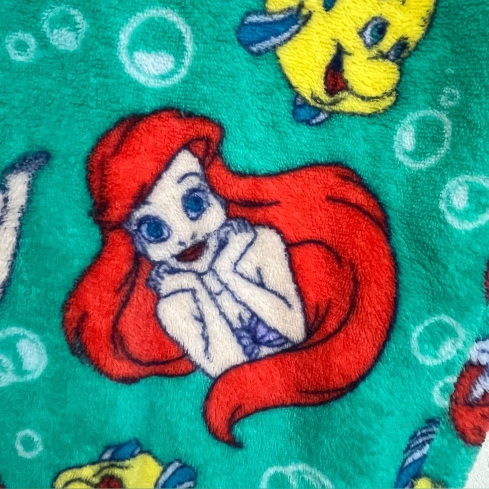 Disney Fleece Little Mermaid Ariel Pajamas Set Sz Small Blue - Picture 15 of 16